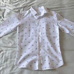Lightweight White Button-Up Shirt with Pattern